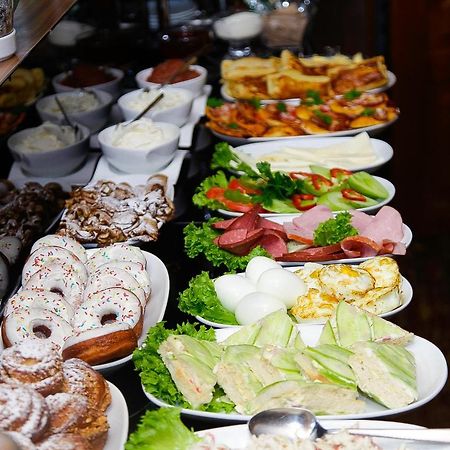זוגדידי Iberia Palace Hotel מראה חיצוני תמונה