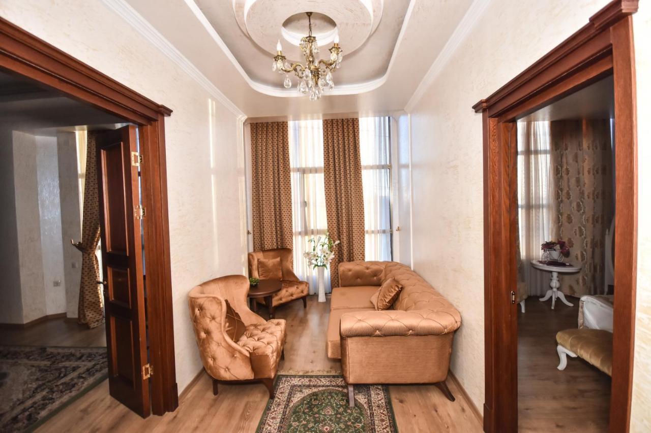 זוגדידי Iberia Palace Hotel מראה חיצוני תמונה