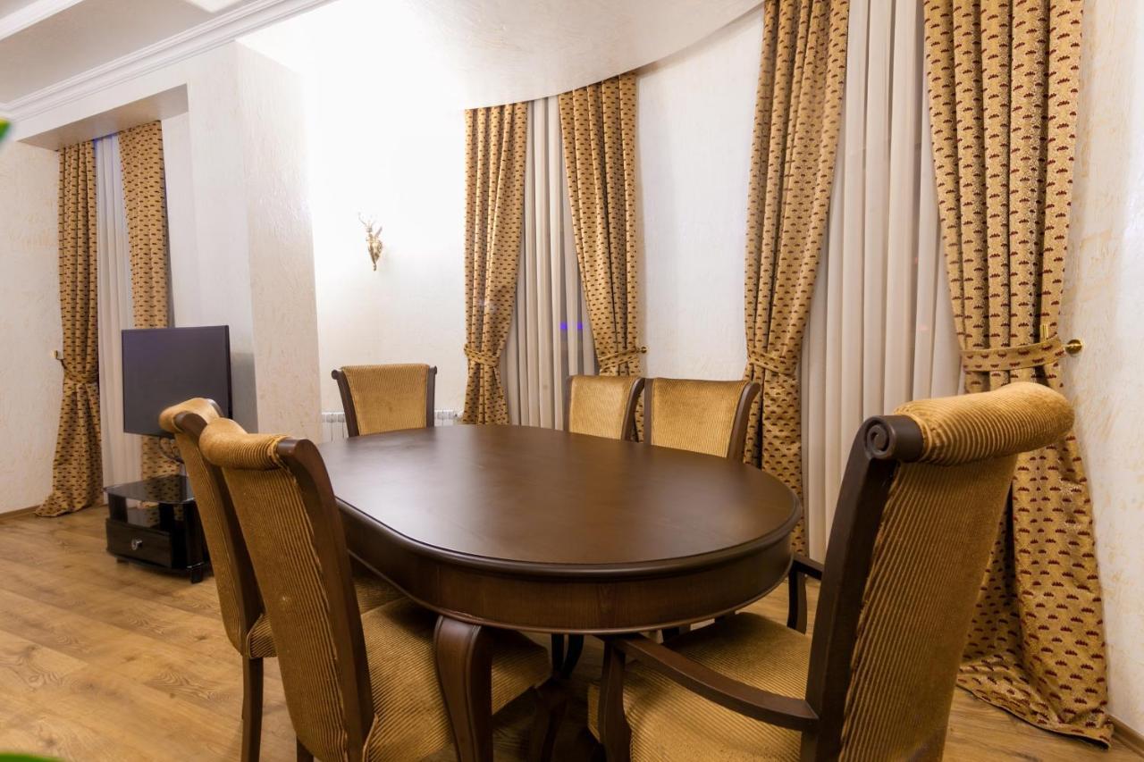 זוגדידי Iberia Palace Hotel מראה חיצוני תמונה