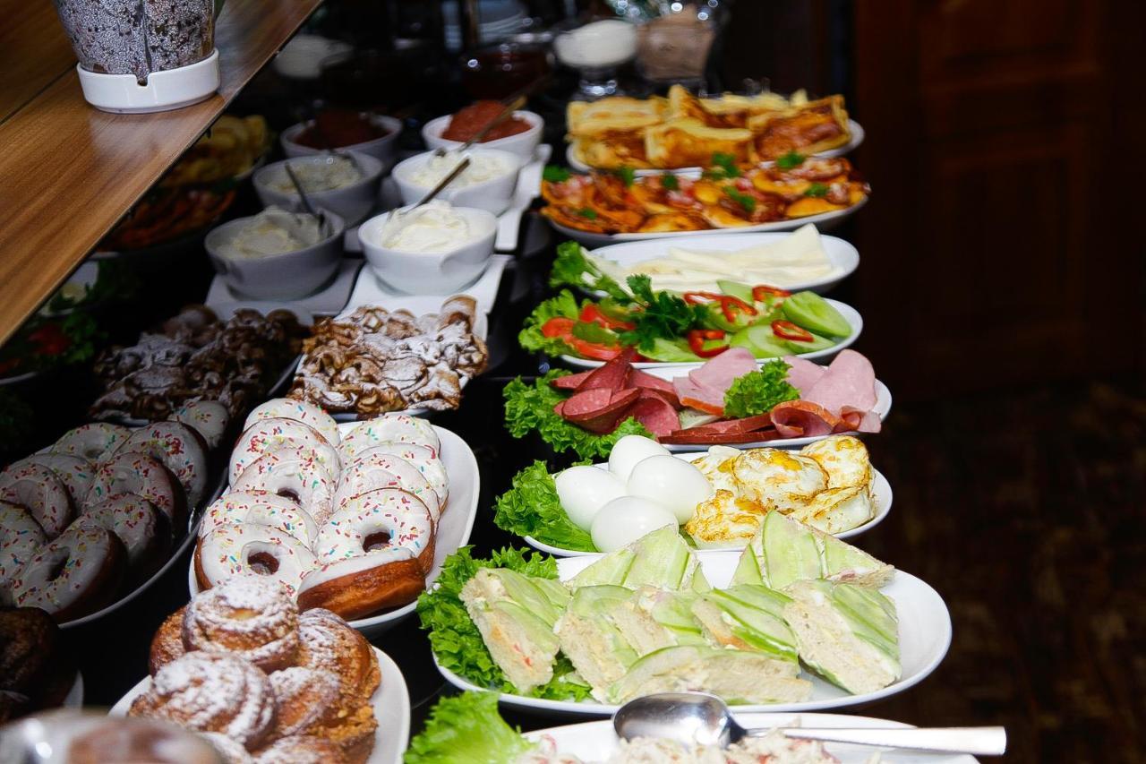 זוגדידי Iberia Palace Hotel מראה חיצוני תמונה